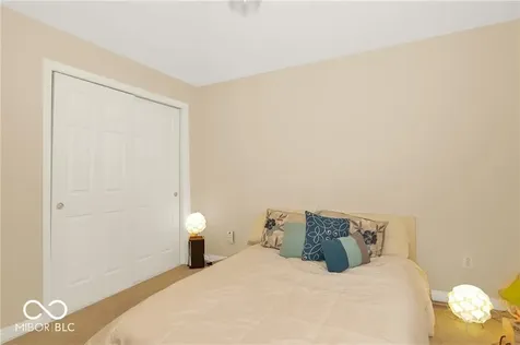 14125 Warbler Way N Carmel IN 46033