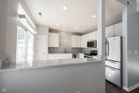 10903 Perry Pear Drive Zionsville IN 46077