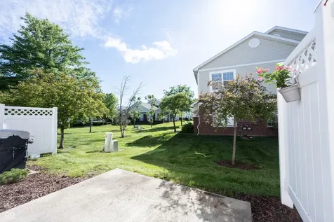 10903 Perry Pear Drive Zionsville IN 46077