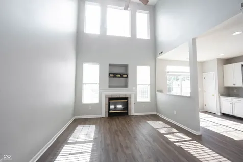 10903 Perry Pear Drive Zionsville IN 46077