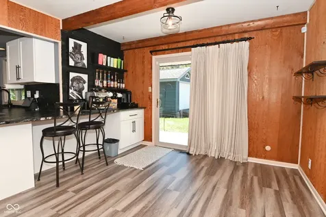 6831 Whisper Oaks Court Indianapolis IN 46214