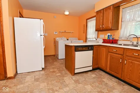 1021 S Post Road Indianapolis IN 46239