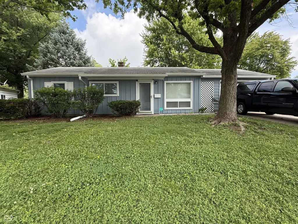 8908 Carla Drive Indianapolis IN 46219