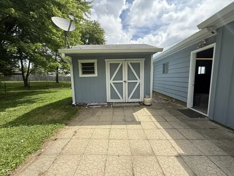 8908 Carla Drive Indianapolis IN 46219