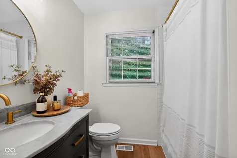 236 Bixler Road Indianapolis IN 46227
