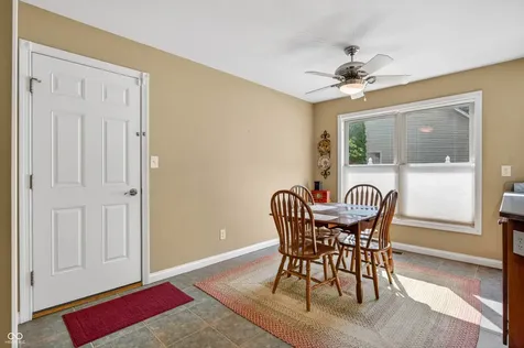 2516 Wyndham Place N Columbus IN 47203