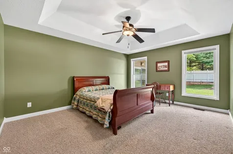 2516 Wyndham Place N Columbus IN 47203