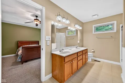 2516 Wyndham Place N Columbus IN 47203