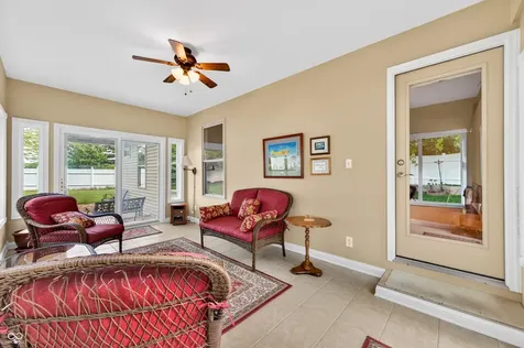 2516 Wyndham Place N Columbus IN 47203