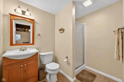 2516 Wyndham Place N Columbus IN 47203