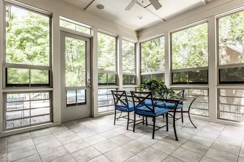 4328 Heyward Lane Indianapolis IN 46250