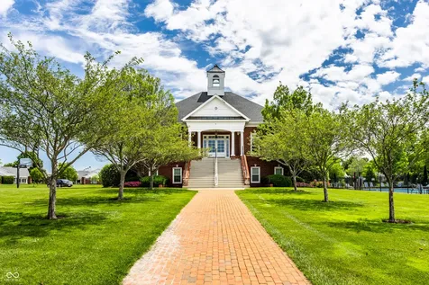 4328 Heyward Lane Indianapolis IN 46250