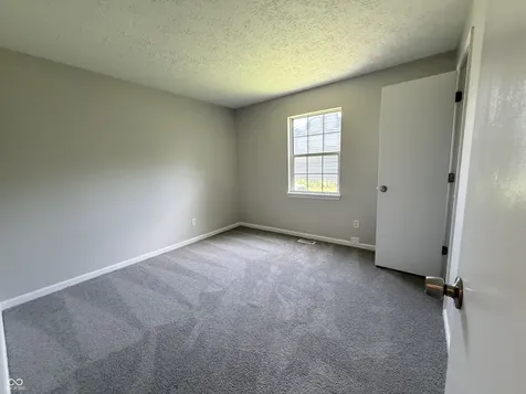 3323 Lauren Drive Indianapolis IN 46235