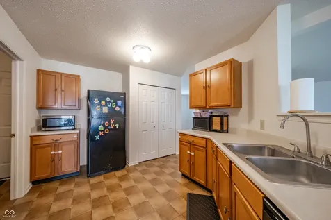 7631 Charlotte Drive Ingalls IN 46048