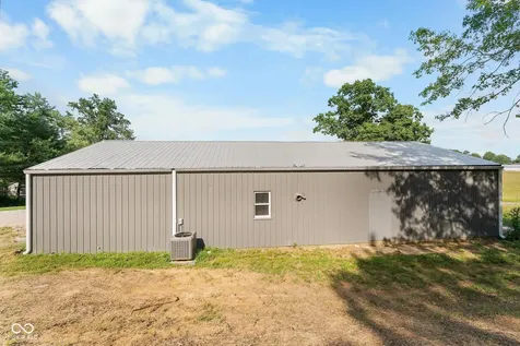 3246 N County Road 360 W Freetown IN 47235