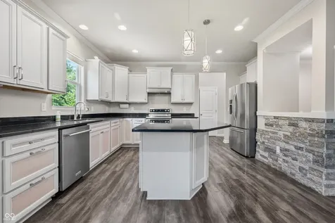 16037 Bugle Ridge Noblesville IN 46060