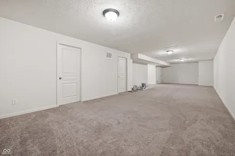 16037 Bugle Ridge Noblesville IN 46060