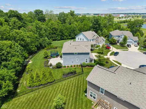 16037 Bugle Ridge Noblesville IN 46060
