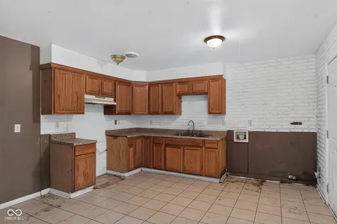 4159 N Sheridan Avenue Indianapolis IN 46226