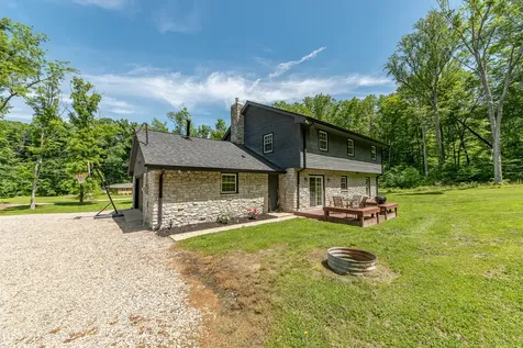 41 N Wolfcreek Road Columbus IN 47201