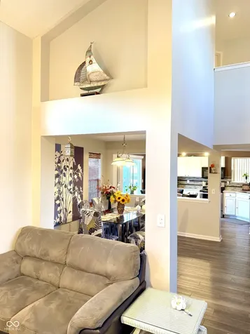 6021 Polonius Drive Indianapolis IN 46254