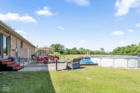 1802 N Ewing Street Seymour IN 47274
