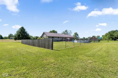 1802 N Ewing Street Seymour IN 47274