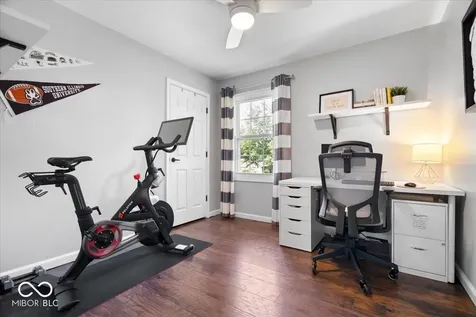 570 S Harbour Noblesville IN 46062