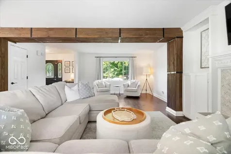 570 S Harbour Noblesville IN 46062