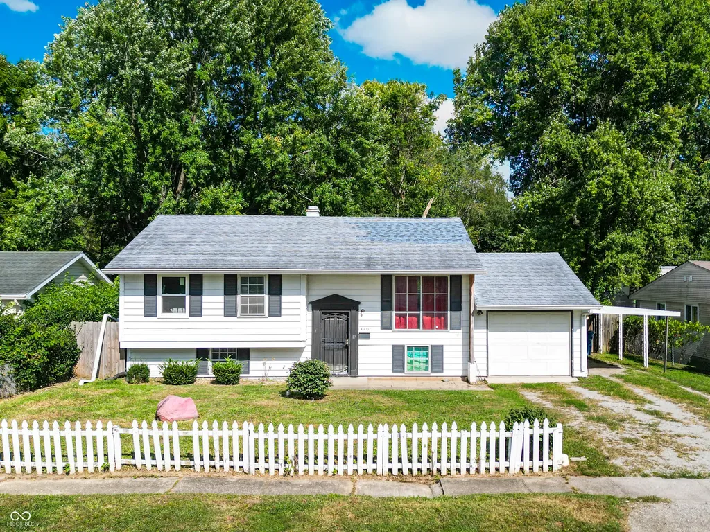 4107 Eisenhower Drive Indianapolis IN 46254