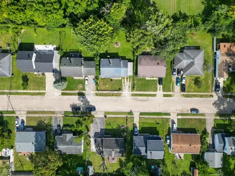 4107 Eisenhower Drive Indianapolis IN 46254