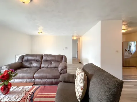 4107 Eisenhower Drive Indianapolis IN 46254