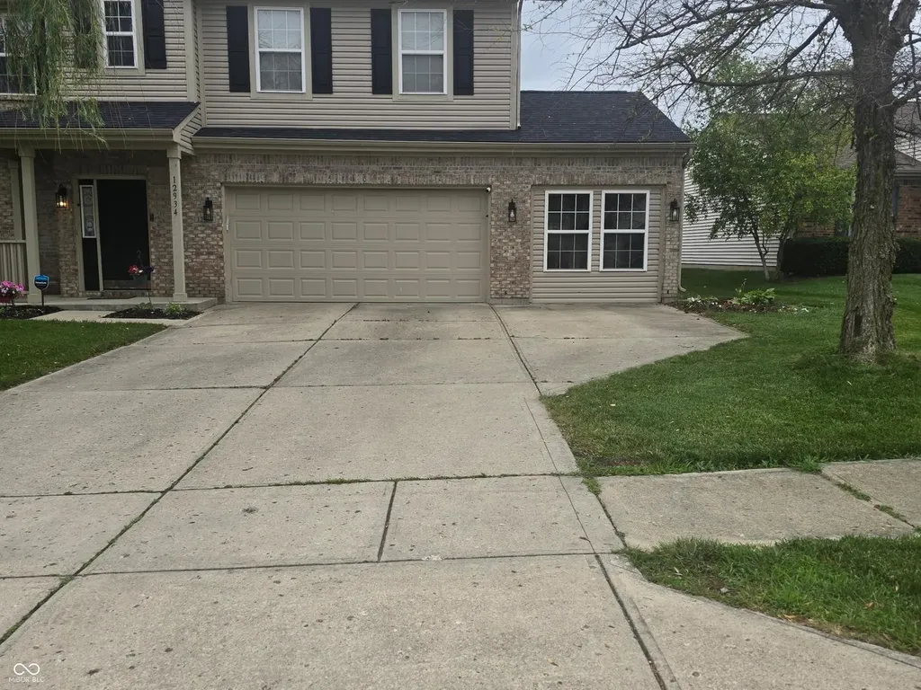 12934 Quarterback Lane Fishers IN 46037