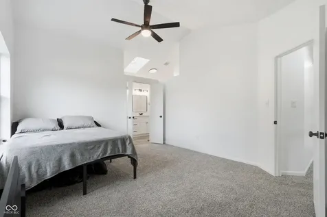 11127 Bayridge Circle W Indianapolis IN 46236