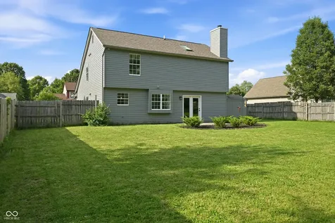11127 Bayridge Circle W Indianapolis IN 46236