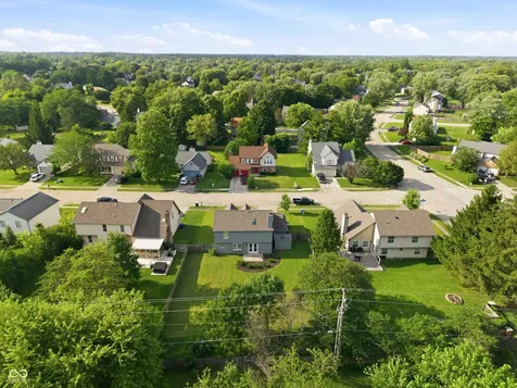 11127 Bayridge Circle W Indianapolis IN 46236