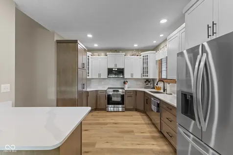 100 Decourcy Lane Franklin IN 46131