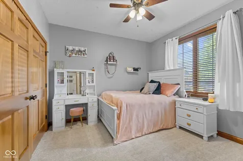 100 Decourcy Lane Franklin IN 46131
