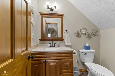 100 Decourcy Lane Franklin IN 46131