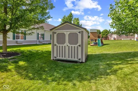 100 Decourcy Lane Franklin IN 46131