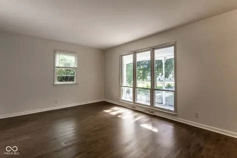 9514 Haverstick Road Indianapolis IN 46240