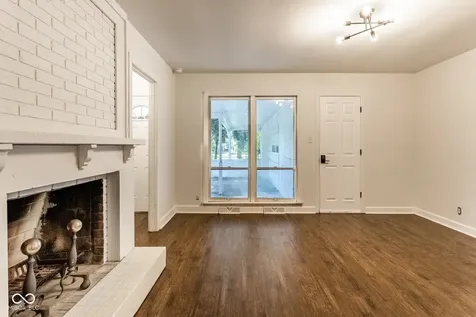 9514 Haverstick Road Indianapolis IN 46240