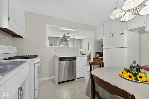 306 S 8th Avenue Beech Grove IN 46107