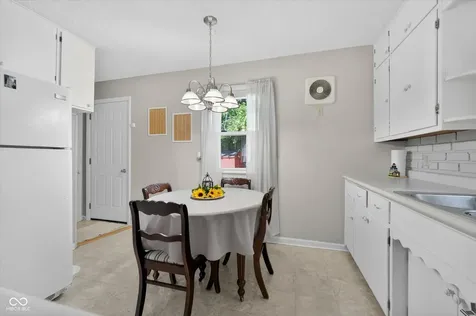 306 S 8th Avenue Beech Grove IN 46107