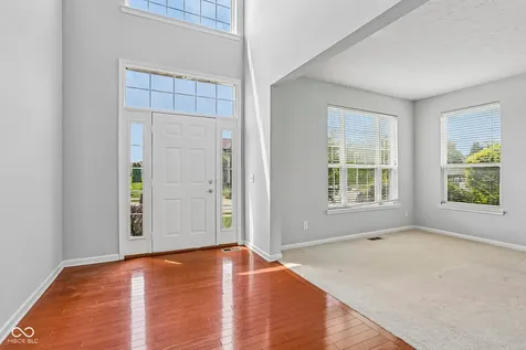 3992 Rowlett Place Carmel IN 46074