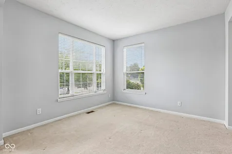 3992 Rowlett Place Carmel IN 46074