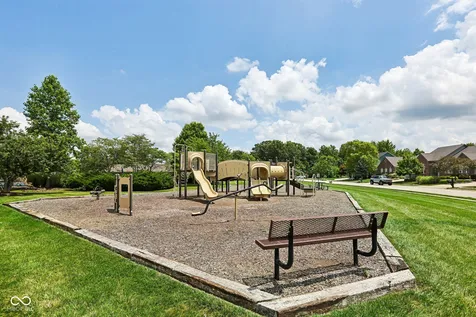 3992 Rowlett Place Carmel IN 46074