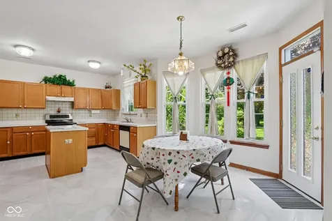 9654 Avenel Court Carmel IN 46032