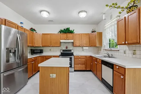 9654 Avenel Court Carmel IN 46032
