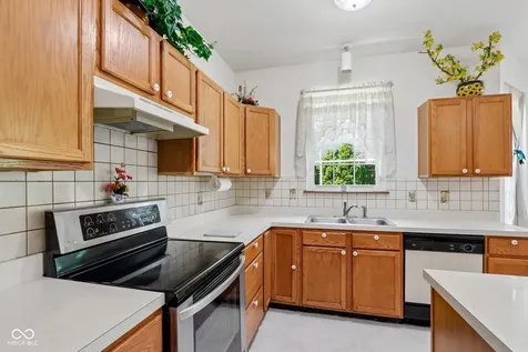 9654 Avenel Court Carmel IN 46032